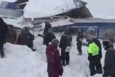 Шесть человек смогли выбраться из-под лавины в Карачаево-Черкесии