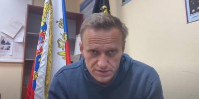 «Ничего не бойтесь, выходите на улицы». Навальный обратился к россиянам из зала суда