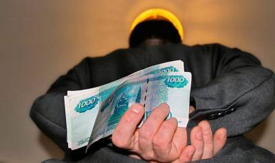 Курильщику из Удмуртии грозит год тюрьмы за попытку дачи взятки в 1 000 рублей