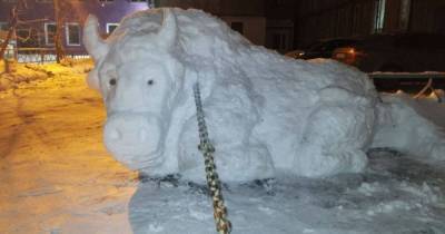 Кернес, ангелы, тигры и даже целые семьи: в Харькове выбирают лучшего снеговика (фото)