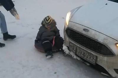Водителя, едва не задавившего ребёнка в Серпухове, оштрафовали