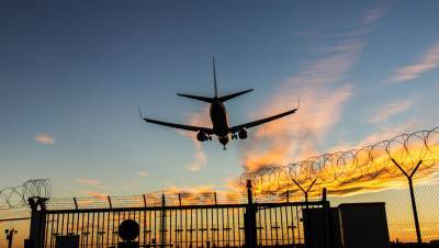 Вылетевший из Краснодара в Дубай самолет вернулся в аэропорт из-за сбоя