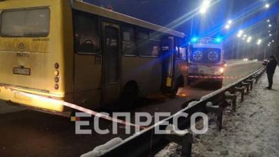 В Киеве маршрутка насмерть сбила пешехода