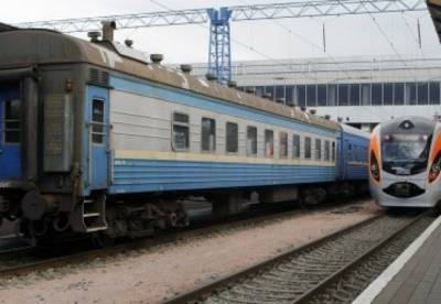 "Укрзализныця" запустит поезда к админгранице с оккупированным Крымом