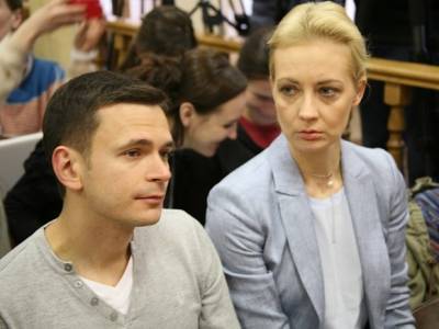 Яшин признался, что скорее ожидал домашнего ареста для Навального, чем заключения его под стражу