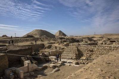 В Египте археологи раскопали уникальный храм царицы