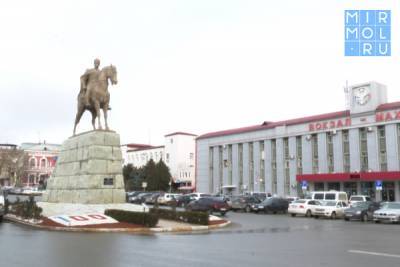 В Махачкале проведут праздничную экскурсию к 100-летию ДАССР