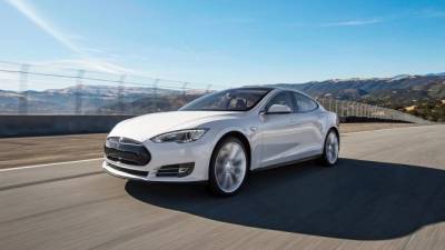 У электромобилей Tesla вновь появились проблемы