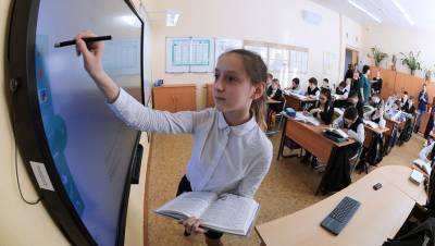 В России больше 97% учеников вернулись в школы