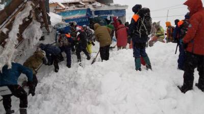При сходе лавины в КЧР погиб президент горнолыжной федерации «Домбай»