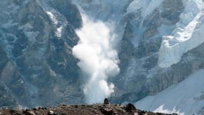 Президент горнолыжной федерации погиб при сходе лавины в Карачаево-Черкесии