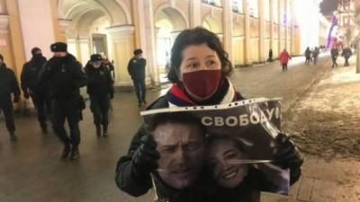 Возвращение Навального: в РФ на протестах задержали более 70 человек