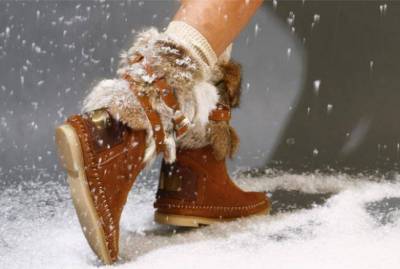 Как лучше сушить обувь зимой