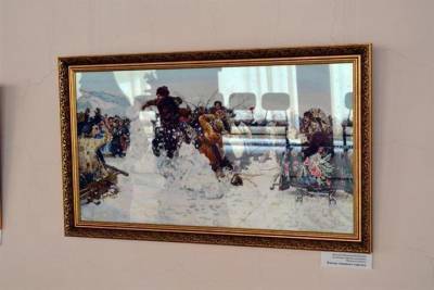 Красноярка вышила гигантскую картину «Взятие снежного городка»