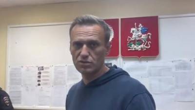 "Если верить документам": Навальный заявил, что его повезли в тюрьму "Матросская тишина"