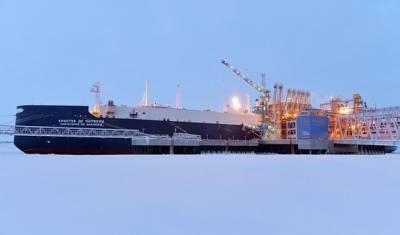 Газ «Новатэка» впервые без ледокола доставят танкером по Севморпути с Ямала в Азию