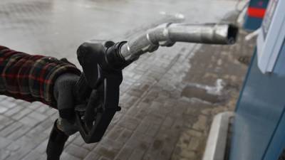 Цены на бензин выросли на большинстве АЗС Москвы