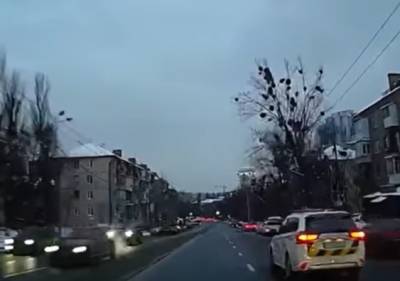Мгновенная карма на украинских дорогах: подборка видео