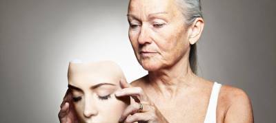 Медики назвали продукты, замедляющие старение кожи