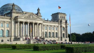 Комитет Бундестага выступил за введение штрафных пошлин на газ из США