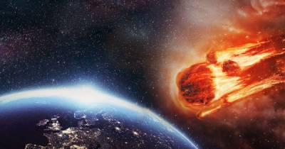 К Земле приближается 55-метровый астероид: повлияет ли космический камень на планету