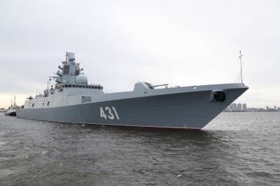 Российский фрегат "Адмирал флота Касатонов" вошел в порт столицы Алжира