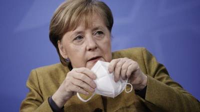 Новый карантинный план Меркель: продление локдауна и сокращение общественного транспорта