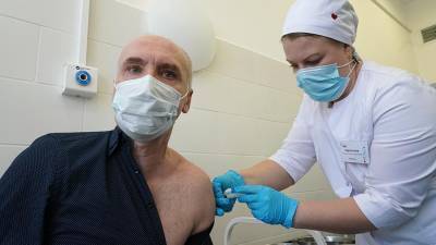 Собянин назвал число получивших первую дозу вакцины от COVID-19 москвичей