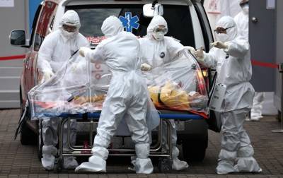 С начала пандемии в ЕС более 400 тысяч COVID-смертей