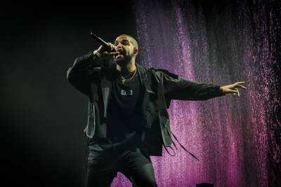 Рэпер Дрейк побил мировой рекорд по прослушиваниям на Spotify