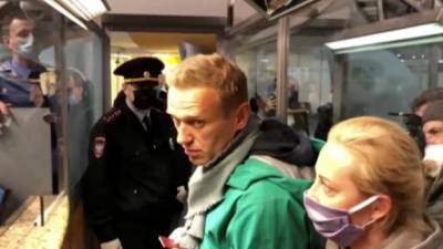 Навального могут приговорить к 2,5 годам колонии, - адвокат