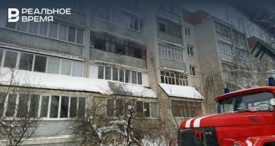 Под Казанью пожарные спасли из пожара 10 человек