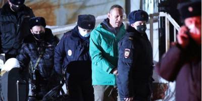 Навальный предложил странам Запада ввести санкции против российских олигархов