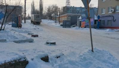 Дороги - лед: В Лисичанске и регионе зима стала настоящим испытанием для водителей