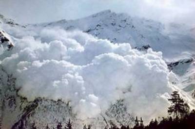 В Карпатах объявили штормовое предупреждение из-за высокой опасности схождения лавин