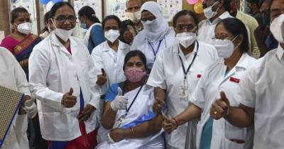 В Индии начали кампанию по вакцинации против COVID-19, — Fox News