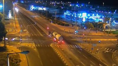 Видео: так пьяный водитель автоцистерны с химикатами устроил аварию на юге Израиля