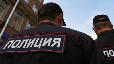 Полицейские начали проверку после обнаружения трупа в саратовском парке Победы