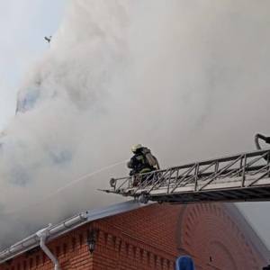 В Днепропетровской области произошел пожар в церкви. Фото