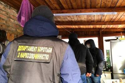 В Киевской области "накрыли" крупную наркосеть с ежемесячным оборотом в 50 млн грн (фото, видео)
