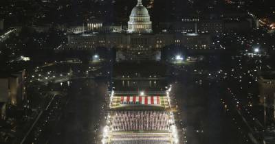 В Вашингтоне накануне инаугурации Байдена установили 200 тысяч флагов