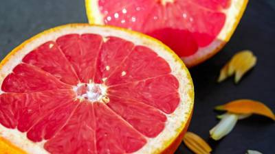 Британские медики обнаружили в грейпфруте "ключ" к долголетию
