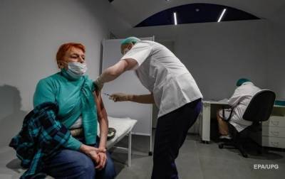 Евросоюз передаст лишние вакцины от коронавируса бедным странам