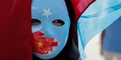 Пытки и принудительная стерилизация. США обвинили Китай в геноциде уйгуров