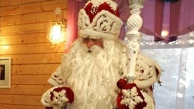 Полиция разыскивает спалившего "Газель" Деда Мороза в Челябинске