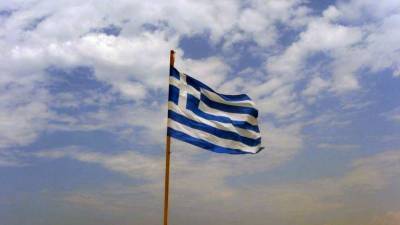 Карантин в Греции продлится до 11 января