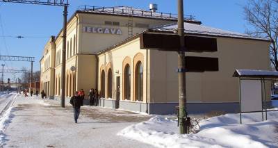 В Латвии планируют закрыть кассы на ж/д станциях: электронный билет дешевле