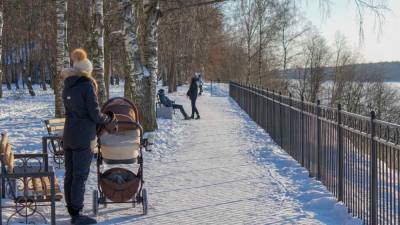 Врач перечислил правила безопасной прогулки зимой
