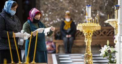 В РПЦ рекомендовали пожилым не посещать храмы в Рождество