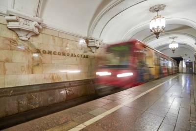 Станция "Комсомольская" Кольцевой линии метро стала самой загруженной в прошлом году